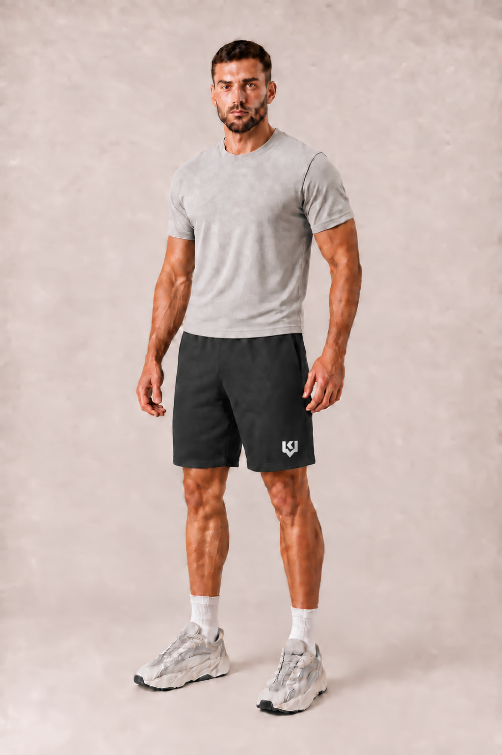 Мужские шорты KIT PERFORMANCE SHORTS, антрацит, основной ракурс на модели